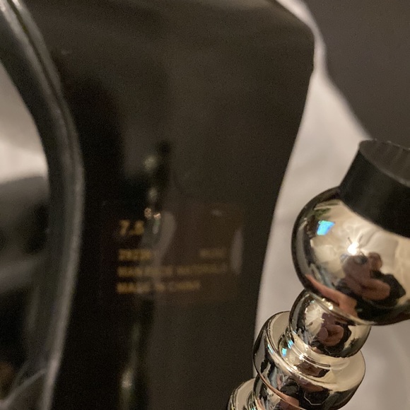 FashionNova women size 7 1/2 - Picture 4 of 5